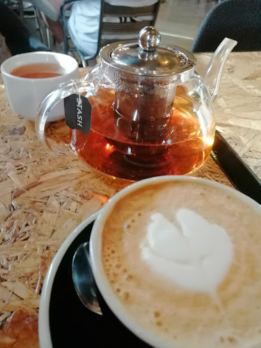 Prime Cafe & Restaurant - Gastronomi dan perhotelan