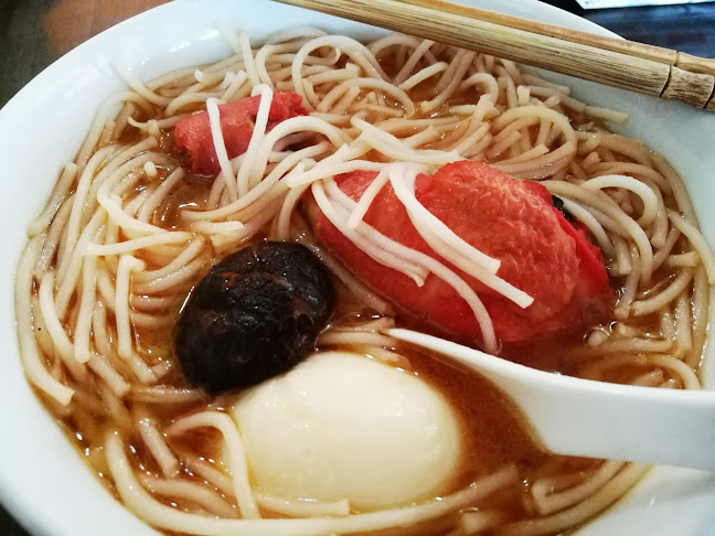 Opps Kopitiam - Gastronomi dan perhotelan