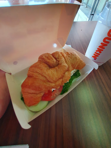 Comentarii opinii despre Dunkin' Donuts @ LRT Taman Jaya