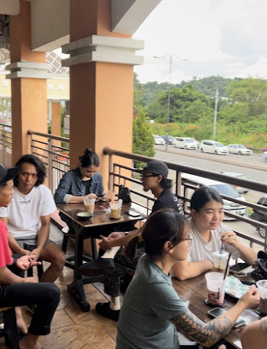 Comentarii opinii despre Locals Only