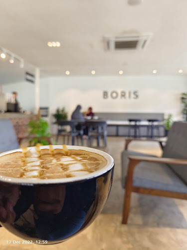 BORIS - Gastronomi dan perhotelan