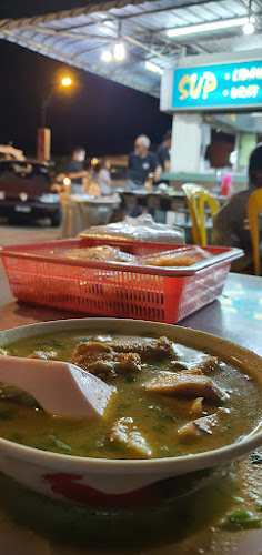 Jln Rahmat, Kampung Pegawai, 83000 Batu Pahat, Johor Darul Ta'zim