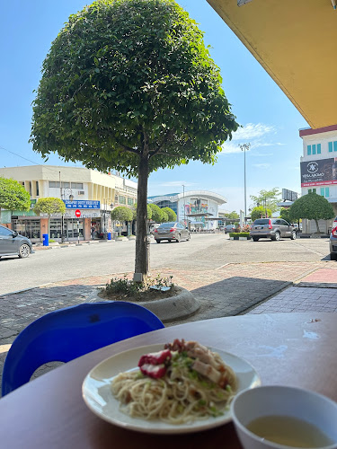 Comentarii opinii despre Kedai Kopi New Wah Hong Restaurant