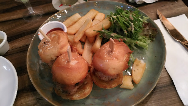 21, Jalan Kuning 2, Taman Pelangi, 80400 Johor Bahru, Johor Darul Ta'zim