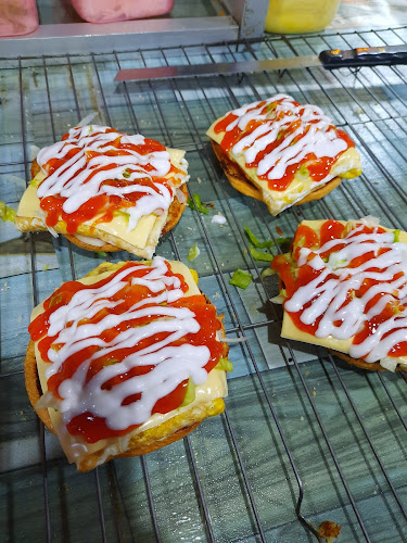 Comentarii opinii despre Burger Tang Corner