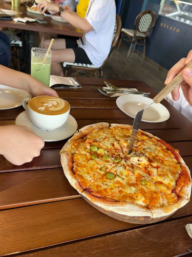 Opinii despre Roots Mount Austin (Relocating, To be announced) în Johor Bahru - Gastronomi dan perhotelan