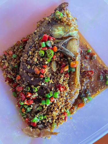 Z & Z Mak Anjang - Gastronomi dan perhotelan