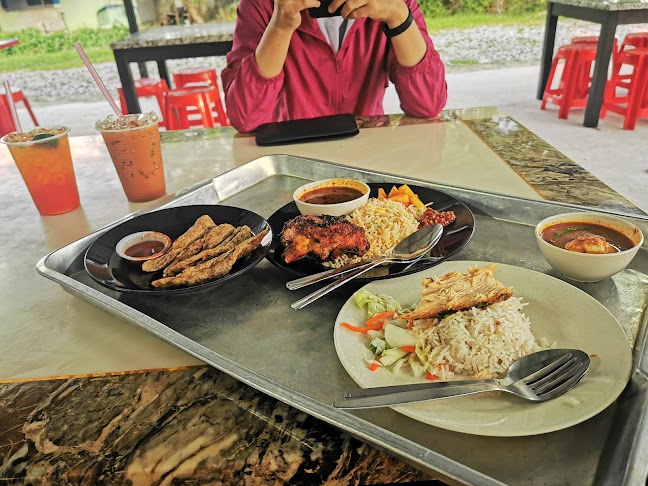 Nasi Dagang Atas Tol - Hiliran - Kuala Terengganu