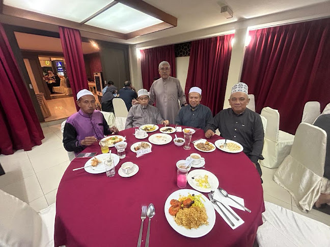 Comentarii opinii despre Maker’s Cafe AOR