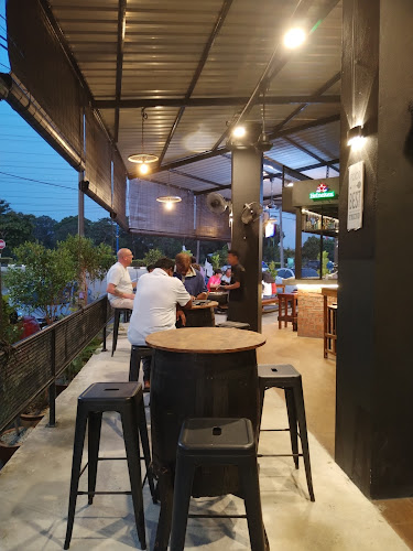 Comentarii opinii despre Wheels Restaurant & Bar Port Dickson