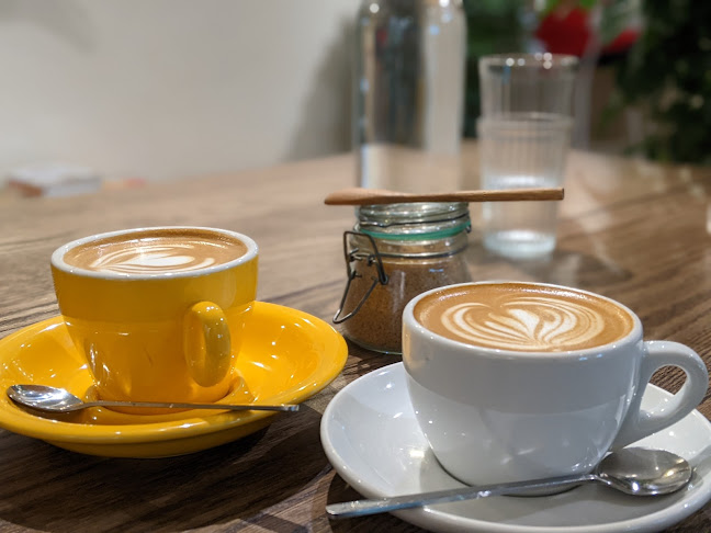 Opinii despre Coffee Stain în Kuala Lumpur - Gastronomi dan perhotelan