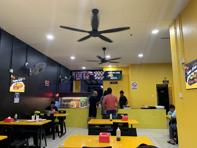 Restoran Azhar Station Ayam Goreng Kunyit (Putrajaya) - Putrajaya