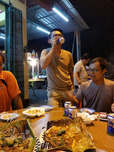 Lotus Coffee Shop - Gastronomi dan perhotelan