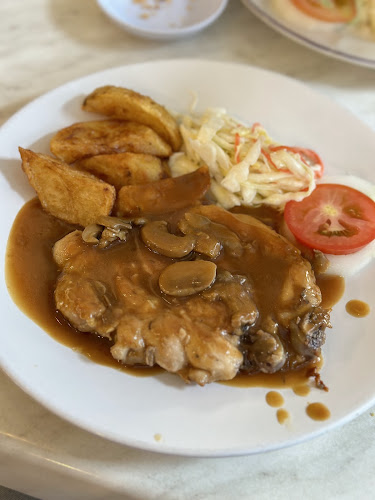 IT Roo Café - Gastronomi dan perhotelan