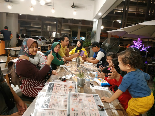 No. 12-G Suria Jelutong, Jalan Bazar U8/99, Bukit Jelutong, 40150 Shah Alam, Selangor