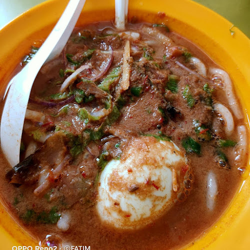 Kompleks Makanan Medan Renong Padang Kota Lama