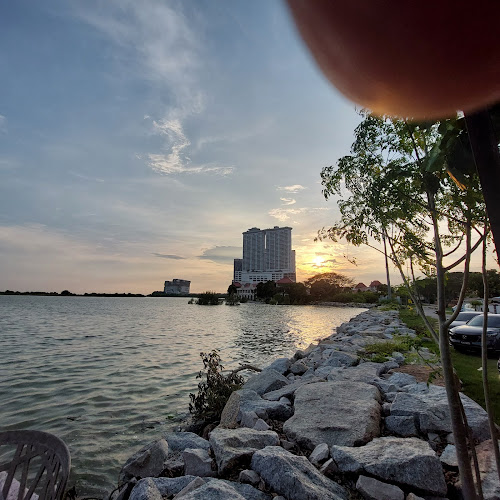 Comentarii opinii despre The Bella Donna