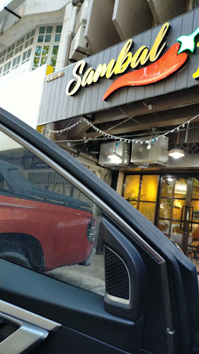 Sambal Lola - Gastronomi dan perhotelan