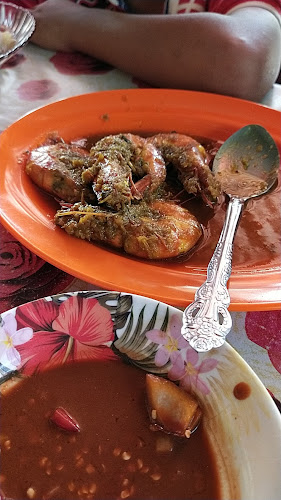 Opinii despre Kedai Makan Baung Meraung în Kuala Berang - Gastronomi dan perhotelan
