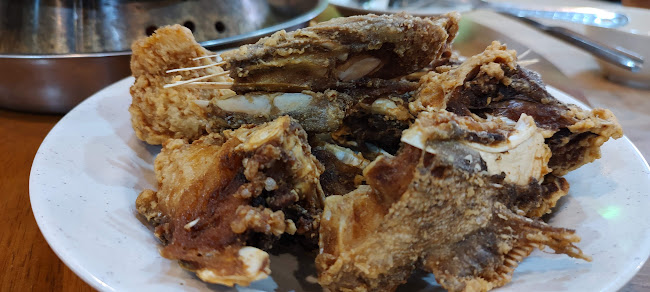 Chuan Yee Charcoal Steamboat - Gastronomi dan perhotelan