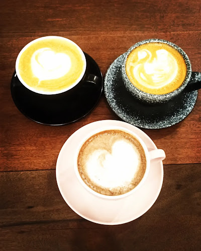 Cape Red Cafe - Gastronomi dan perhotelan