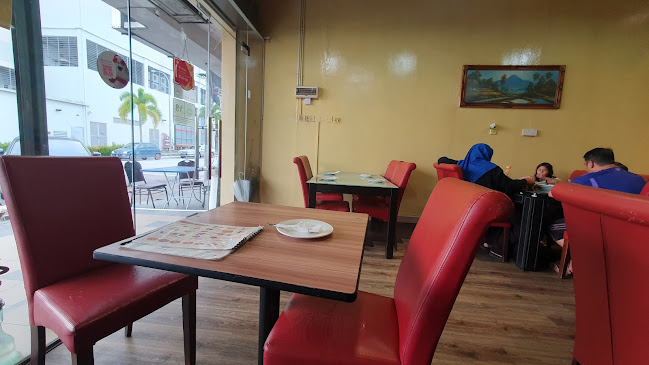 Kimchi Station Kuala Selangor - Gastronomi dan perhotelan