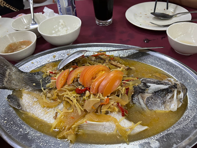 Comentarii opinii despre 玲瓏 Loong Seafood