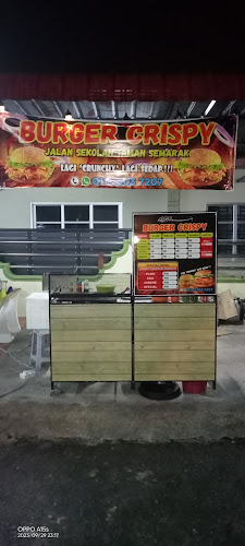 BURGER CRISPY JALAN SEKOLAH - Gastronomi dan perhotelan