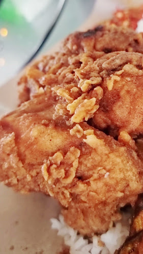 Opinii despre Cucu Raja Ikan Bakar în Besut - Gastronomi dan perhotelan