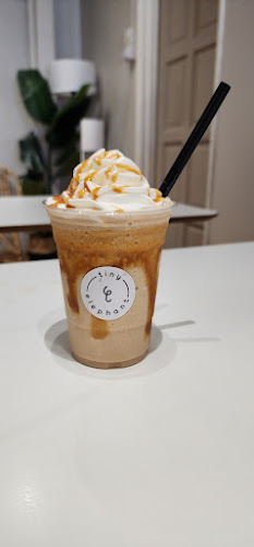 Tiny Elephant - Soft Serve & Coffee - Gastronomi dan perhotelan