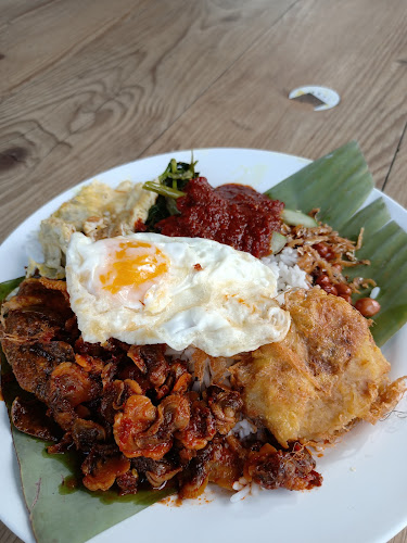 Opinii despre Nasi Lemak Ujong Pasir 2 în Melaka - Gastronomi dan perhotelan