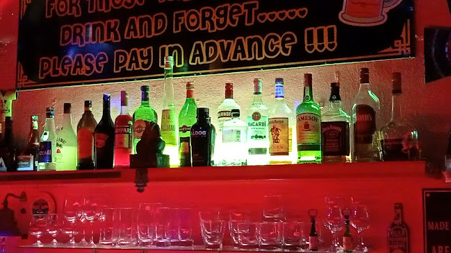 Opinii despre Bernie's Bar/Pub în Melaka - Gastronomi dan perhotelan