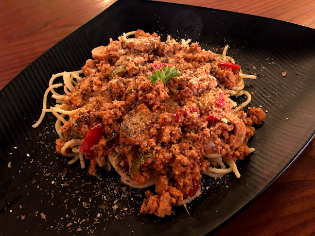 Kami disini - Gastronomi dan perhotelan