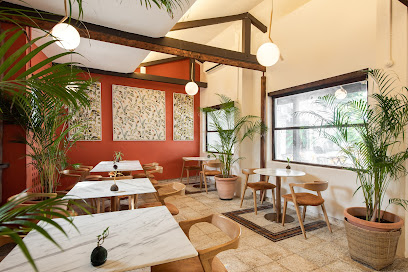 Mangga at the Blue Mansion