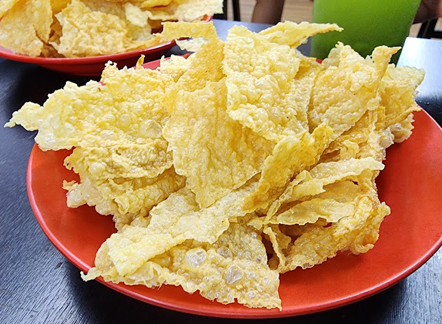 Comentarii opinii despre Kam Long Ah Zai Curry Fish Head