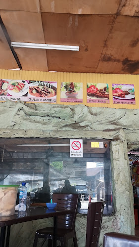 Wak Nuar Ayam Penyet - Kuala Lumpur