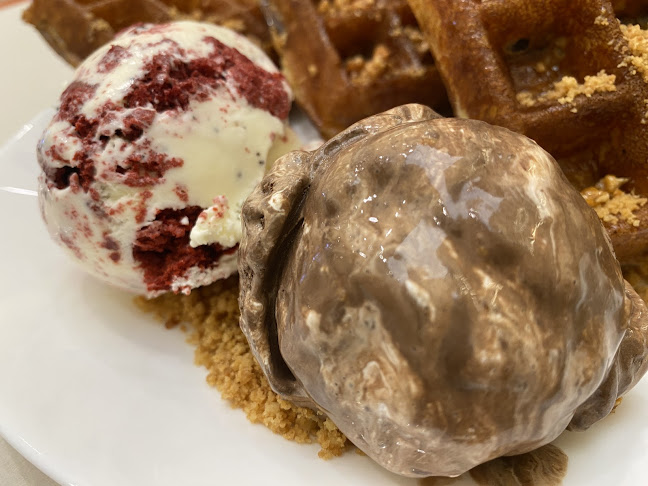 Inside Scoop AEON Mall Bukit Indah - Johor Bahru