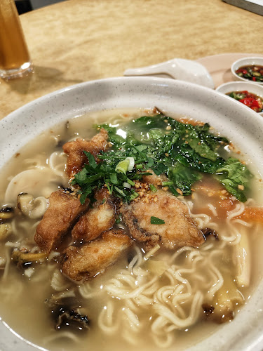 Comentarii opinii despre Eam Huat Charcoal Steamboat Restaurant