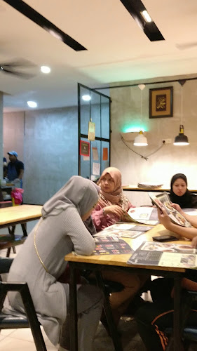 Comentarii opinii despre Murni Discovery USJ 9