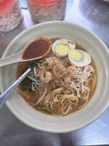 Mama hokkien mee - Gastronomi dan perhotelan