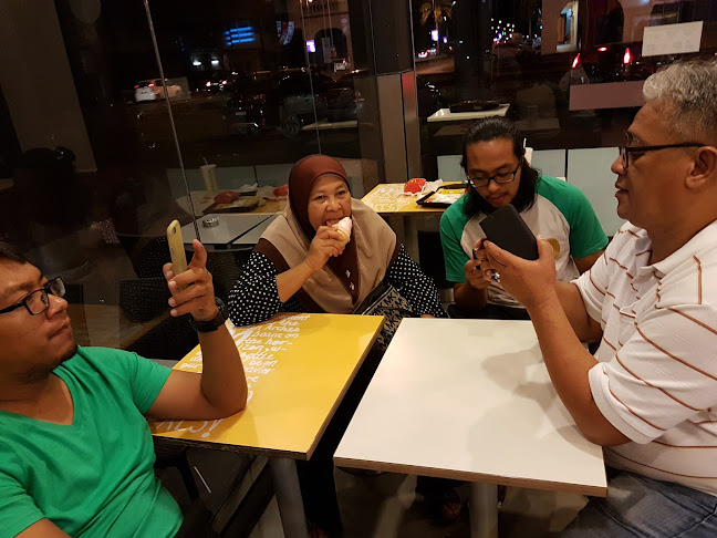 Comentarii opinii despre McDonald's Satok