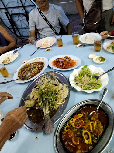 Opinii despre Hak Mun Restaurant în Pusing - Gastronomi dan perhotelan