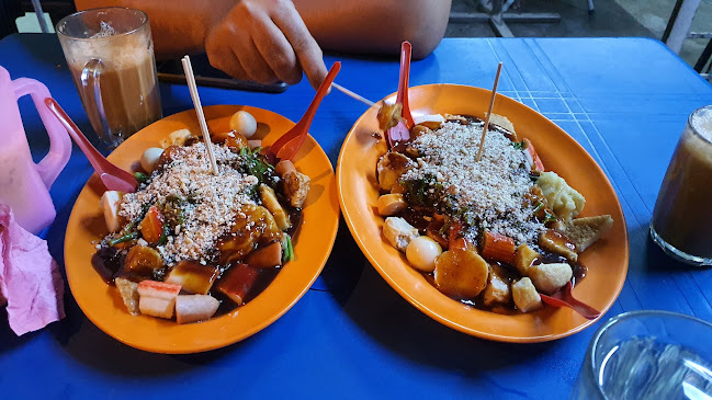 Fidi Corner - Gastronomi dan perhotelan