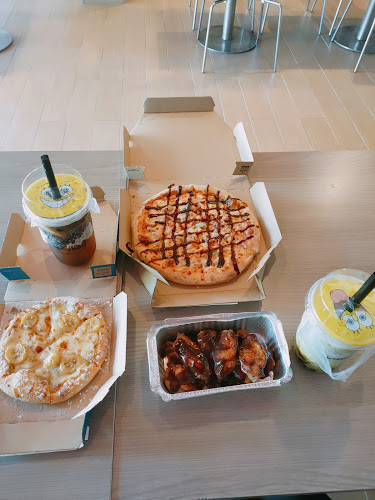 Domino's Pizza Kubang Kerian - Gastronomi dan perhotelan