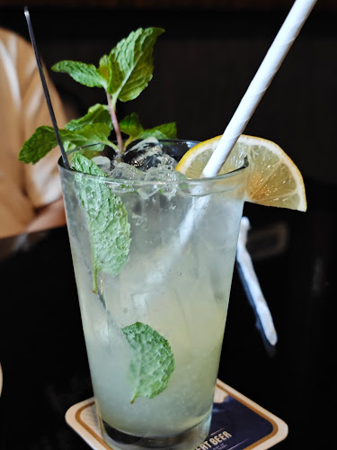 33, Jalan SS 21/56b, Damansara Utama, 47400 Petaling Jaya, Selangor