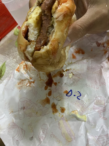 Comentarii opinii despre Mok burger station