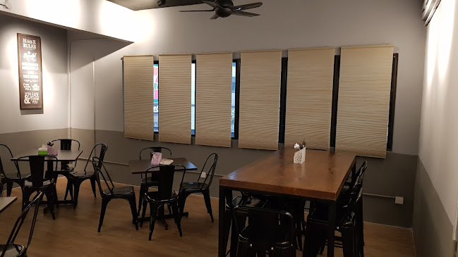 27M, (1st Floor, Jalan SS 21/37, Damansara Utama, 47400 Petaling Jaya, Selangor