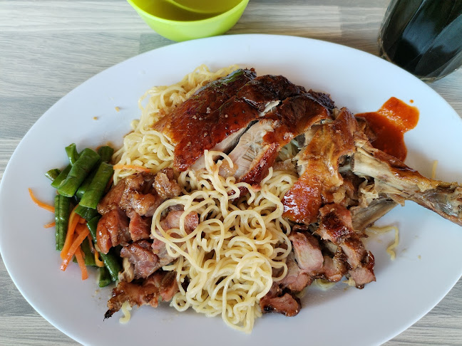 Opinii despre Kedai Kopi Soon Hin Leong în Labuan - Gastronomi dan perhotelan