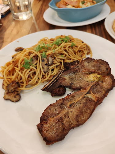 Vivo Pizza AEON Mall Bandaraya Melaka - Gastronomi dan perhotelan