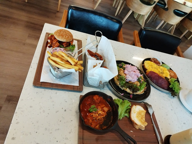 84, Jalan Meranti, Taman Melodies, 80250 Johor Bahru, Johor Darul Ta'zim